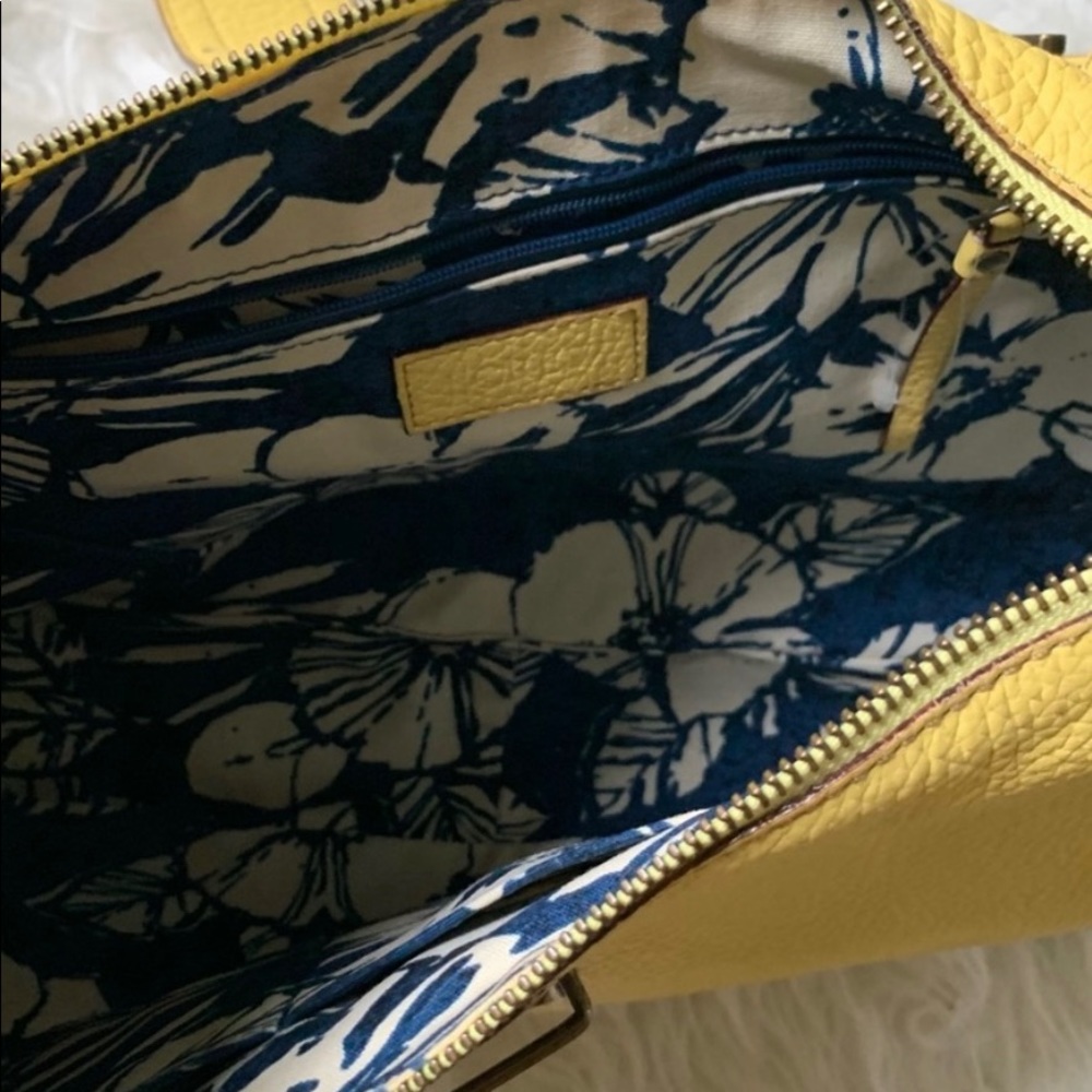 JCrew NWT Leather Shoulder Bag 15 x 10 not including adjustable strap - Picture 3 of 6